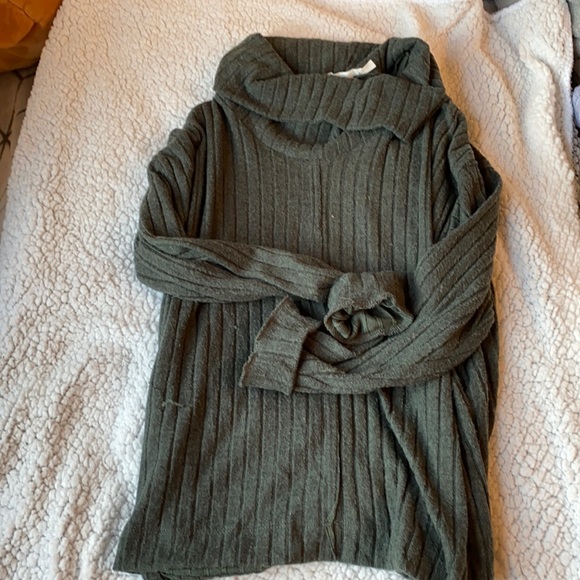 Dry Goods Sweaters - Turtle neck sweater
